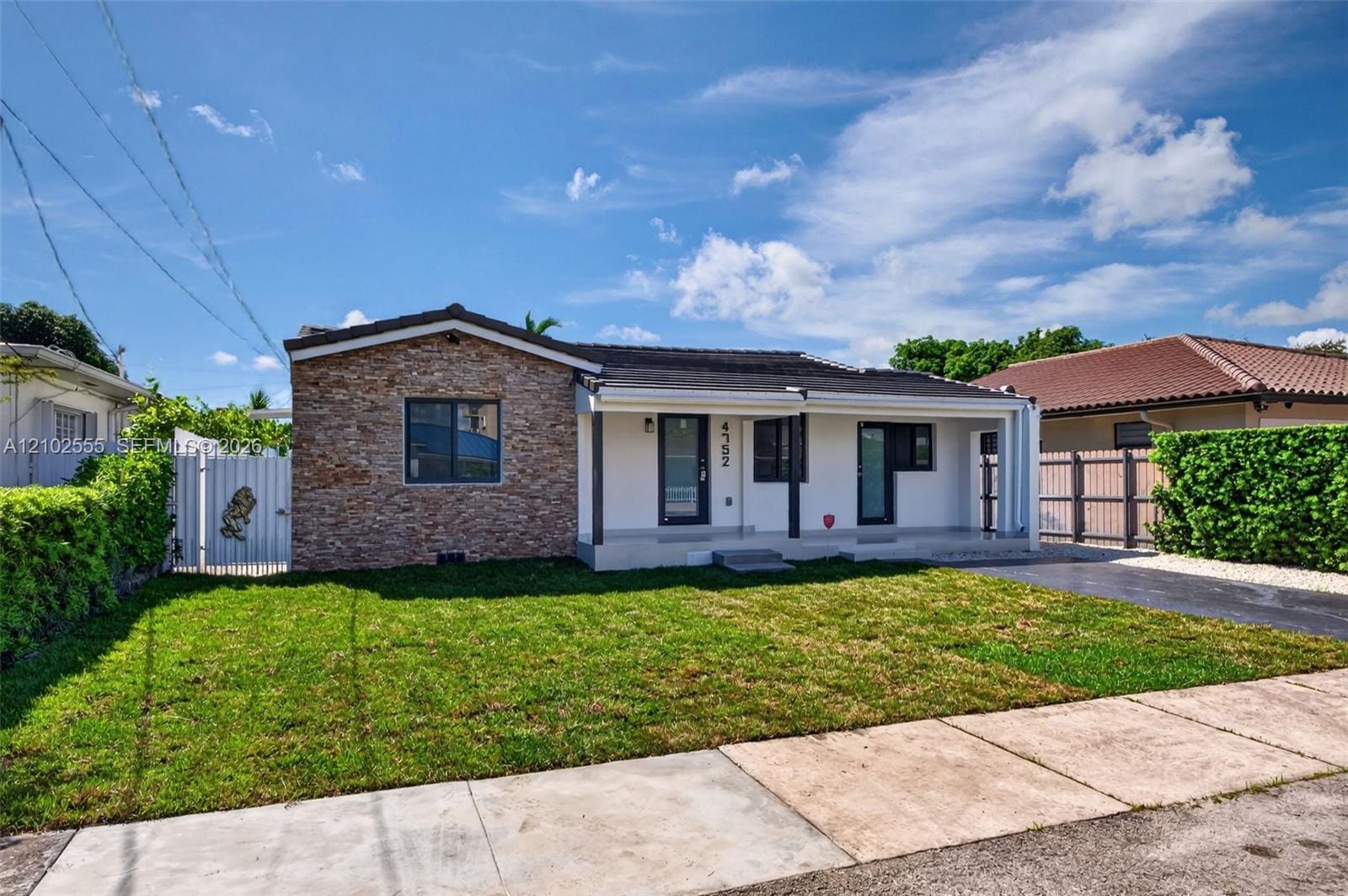 4752 SW 1st Street — photo 2