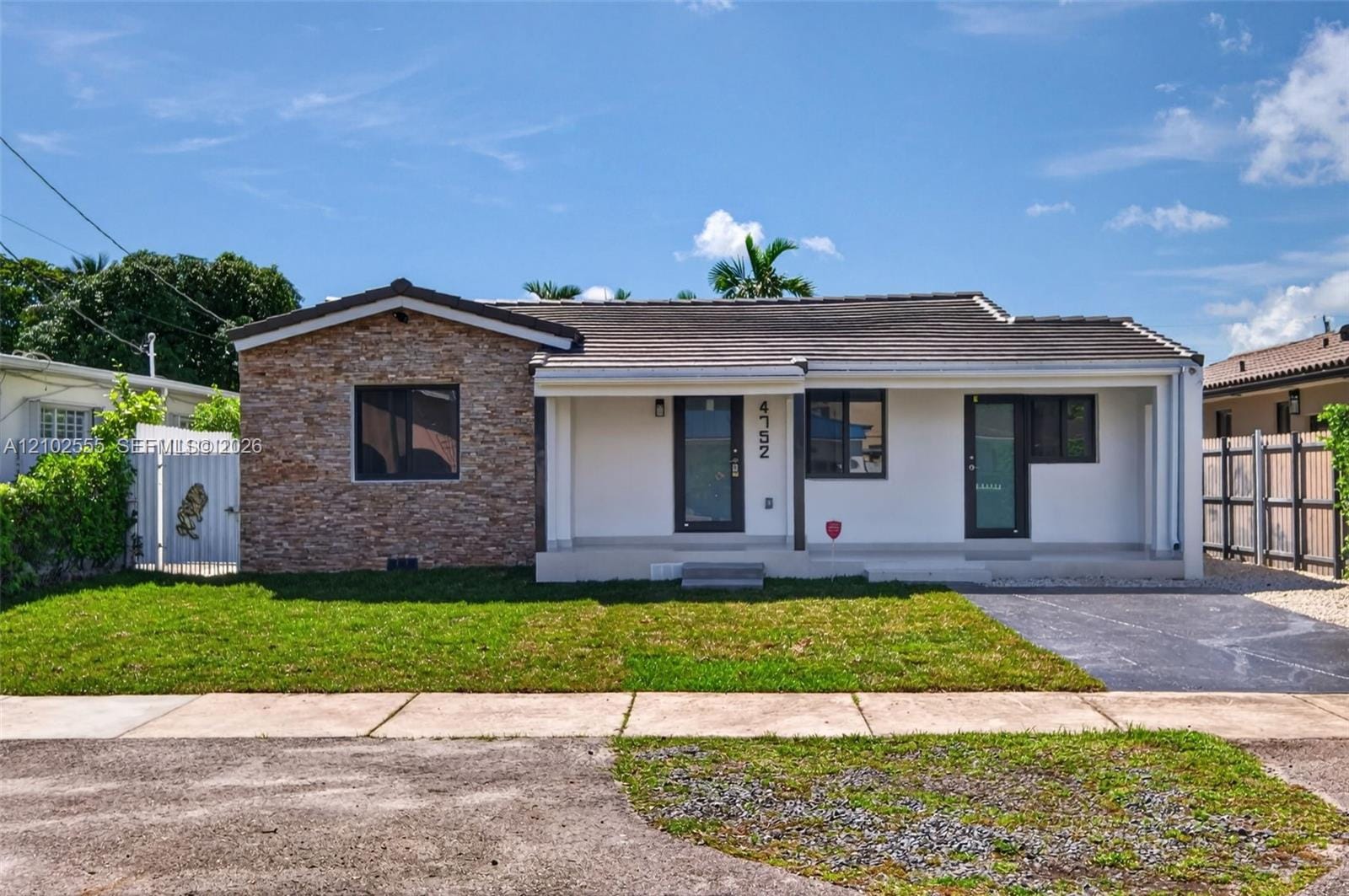 4752 SW 1st Street, Miami, FL 33134