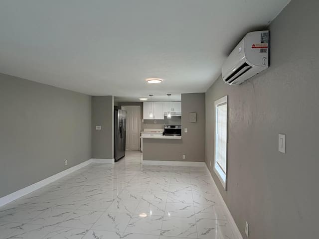 605 NW 9TH Avenue, Pompano Beach, FL 33311