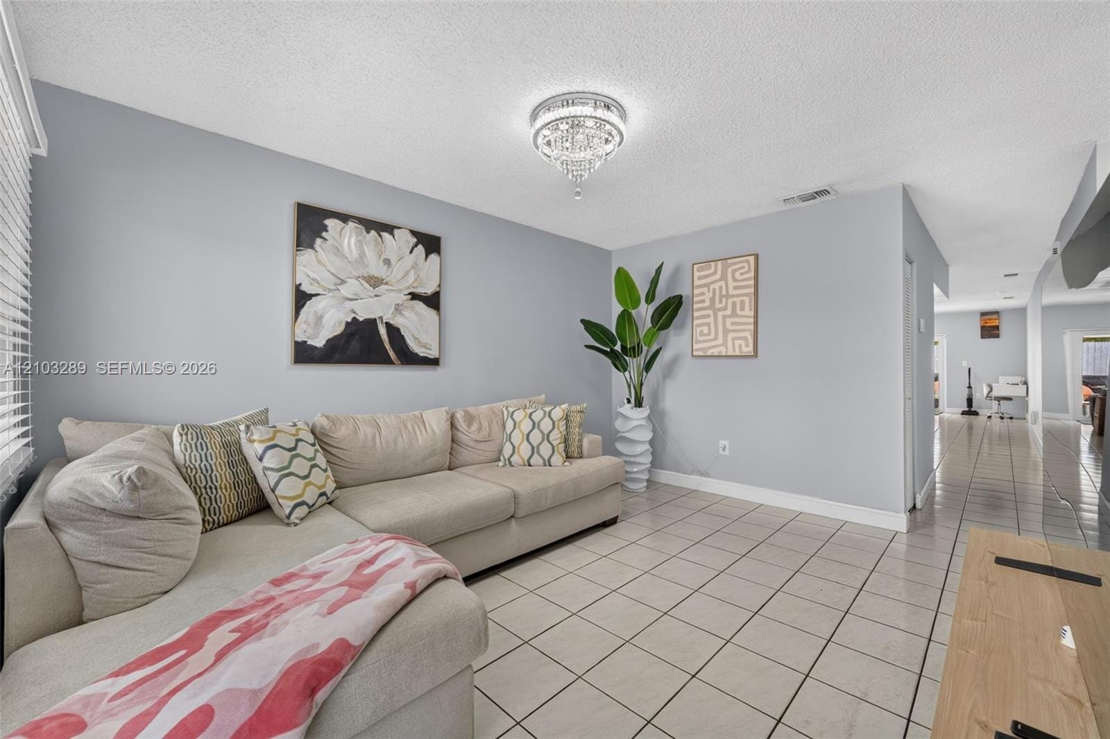 6528 W 22nd Lane — photo 3