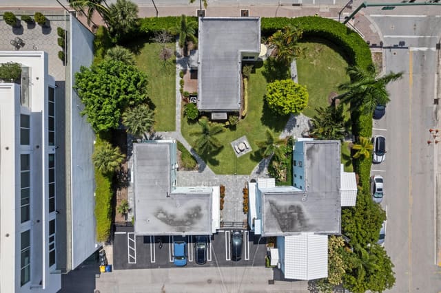 90 SE 5th Avenue 4, Delray Beach, FL 33483
