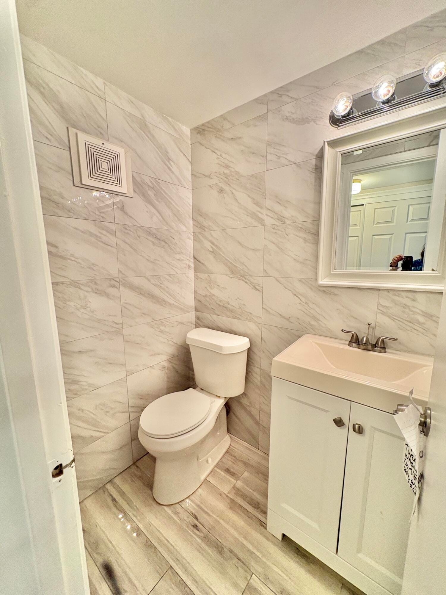 9 Salisbury A, West Palm Beach, FL 33417 photo 3