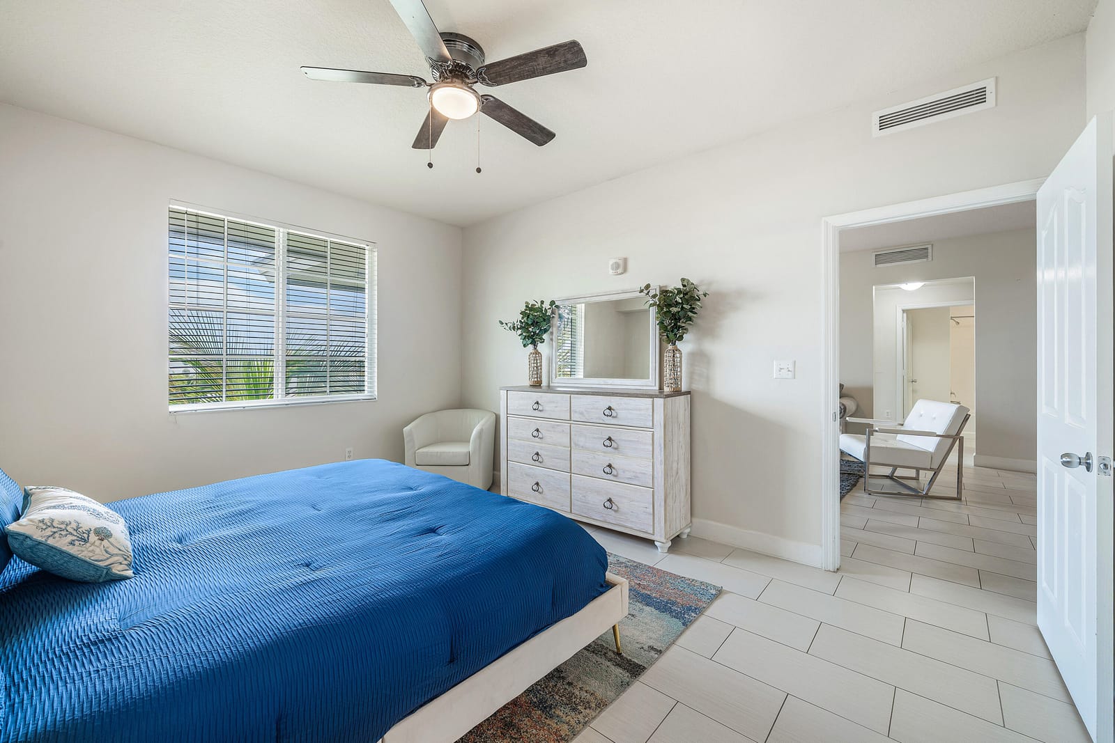 255 NE 3rd Avenue 2503 — photo 12