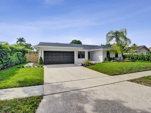 3069 NW 27TH Avenue, Boca Raton, FL 33434
