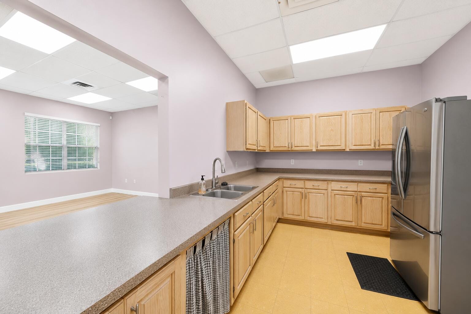 3651 VIRGINIA Avenue, Fort Pierce, FL photo 4