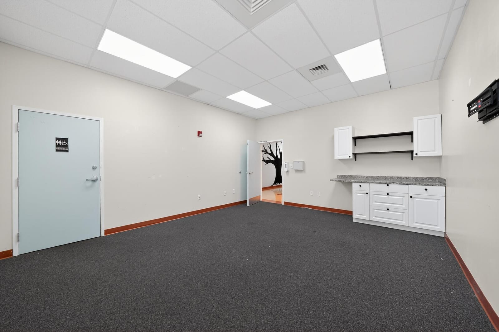 3651 VIRGINIA Avenue, Fort Pierce, FL photo 10