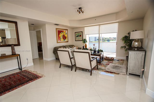 10750 NW 66th Street 307, Doral, FL 33178