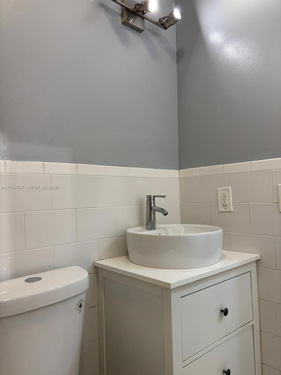 1758 NE 177th Street 1758 — photo 5