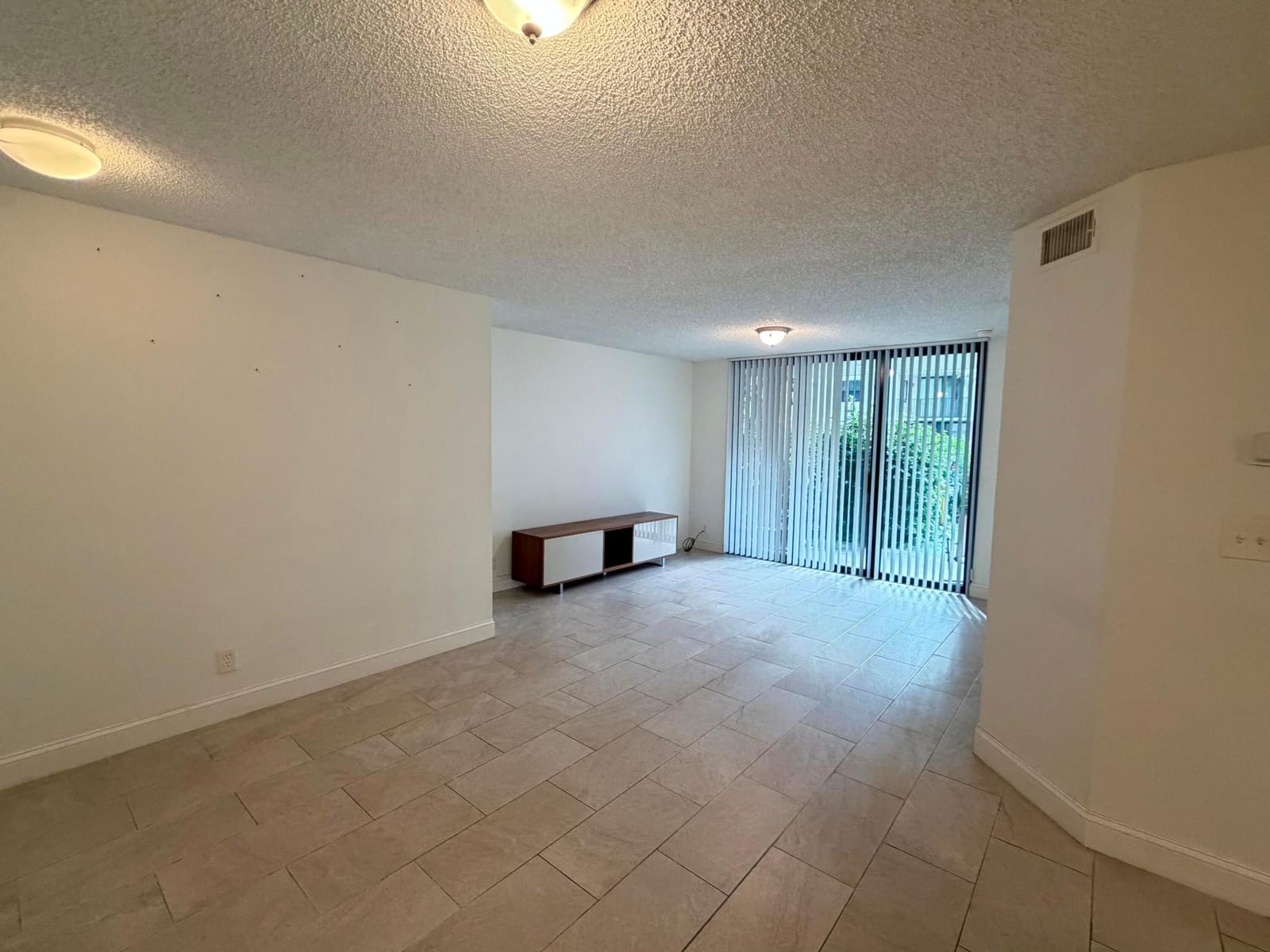 10111 W SUNRISE Boulevard 104, Plantation, FL 33322 photo 9
