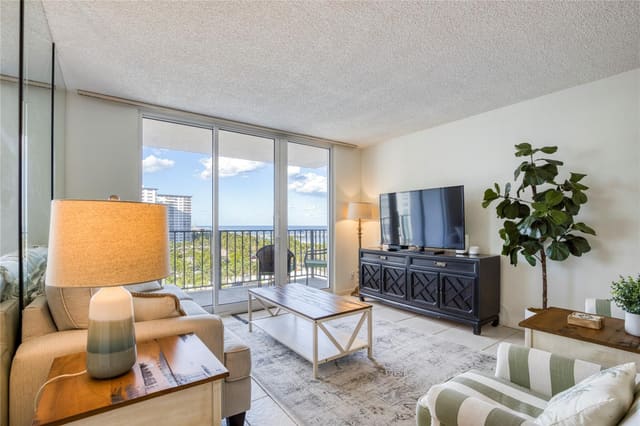 101 Briny Avenue 809, Pompano Beach, FL 33062
