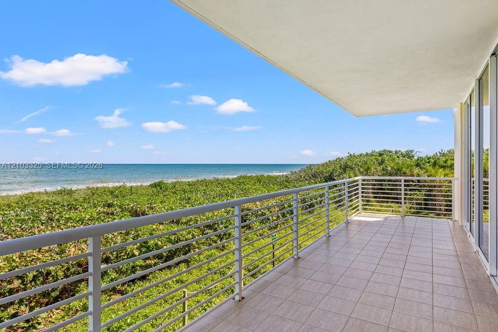 4802 N.highway A1a 2G, Hutchinson Island, FL 34949 photo 1