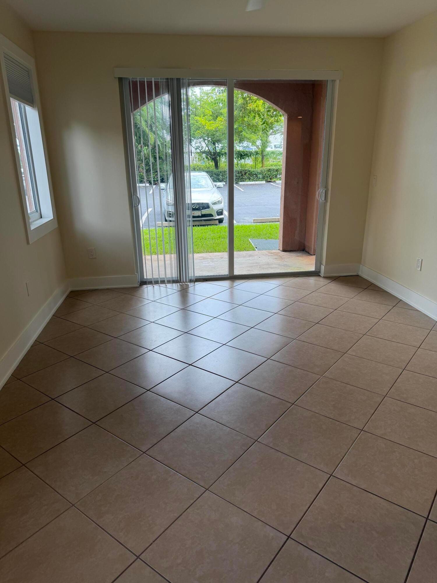1000 Scotia Drive 102, Hypoluxo, FL 33462 photo 8
