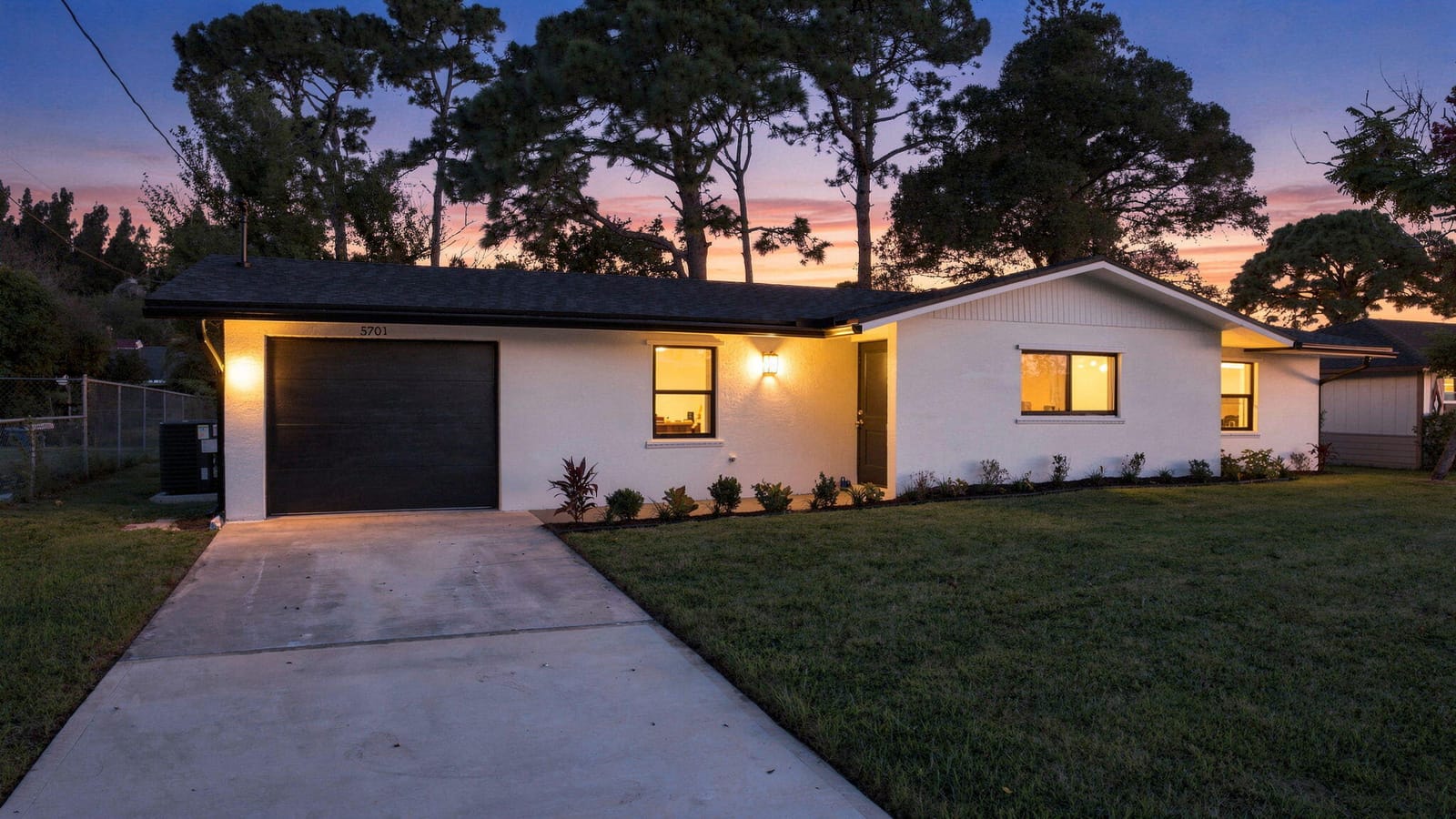 5701 MYRTLE Drive, Fort Pierce, FL 34982 photo 2