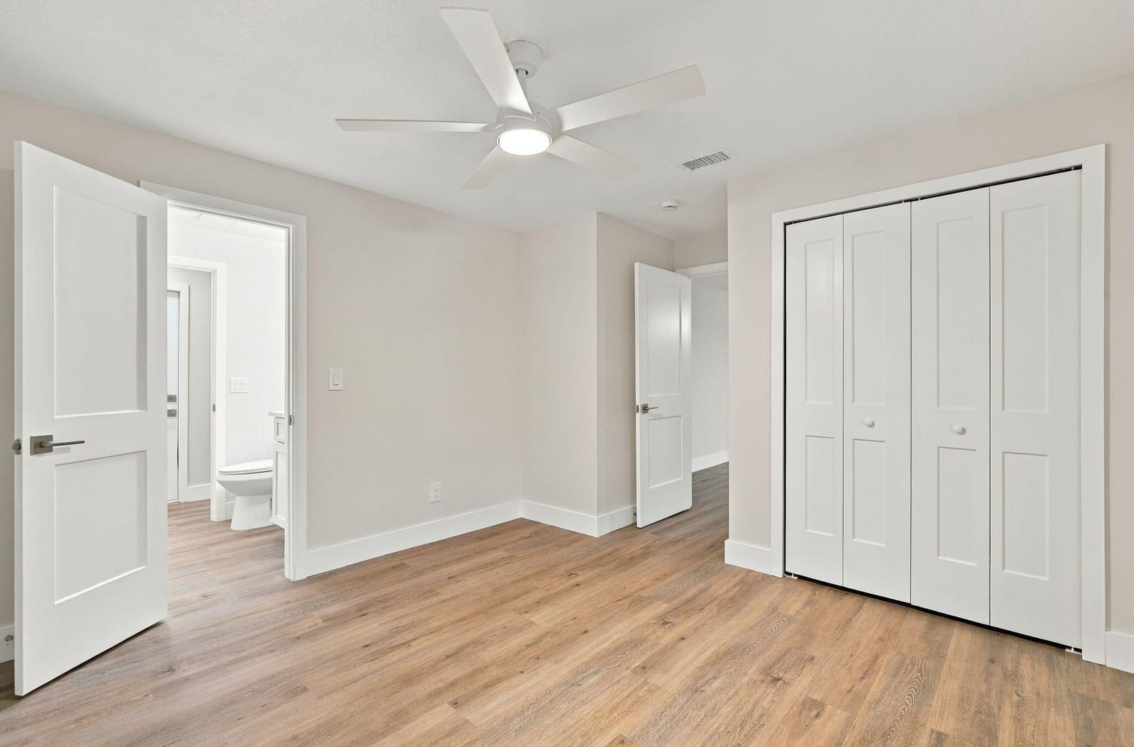 5701 MYRTLE Drive, Fort Pierce, FL 34982 photo 16
