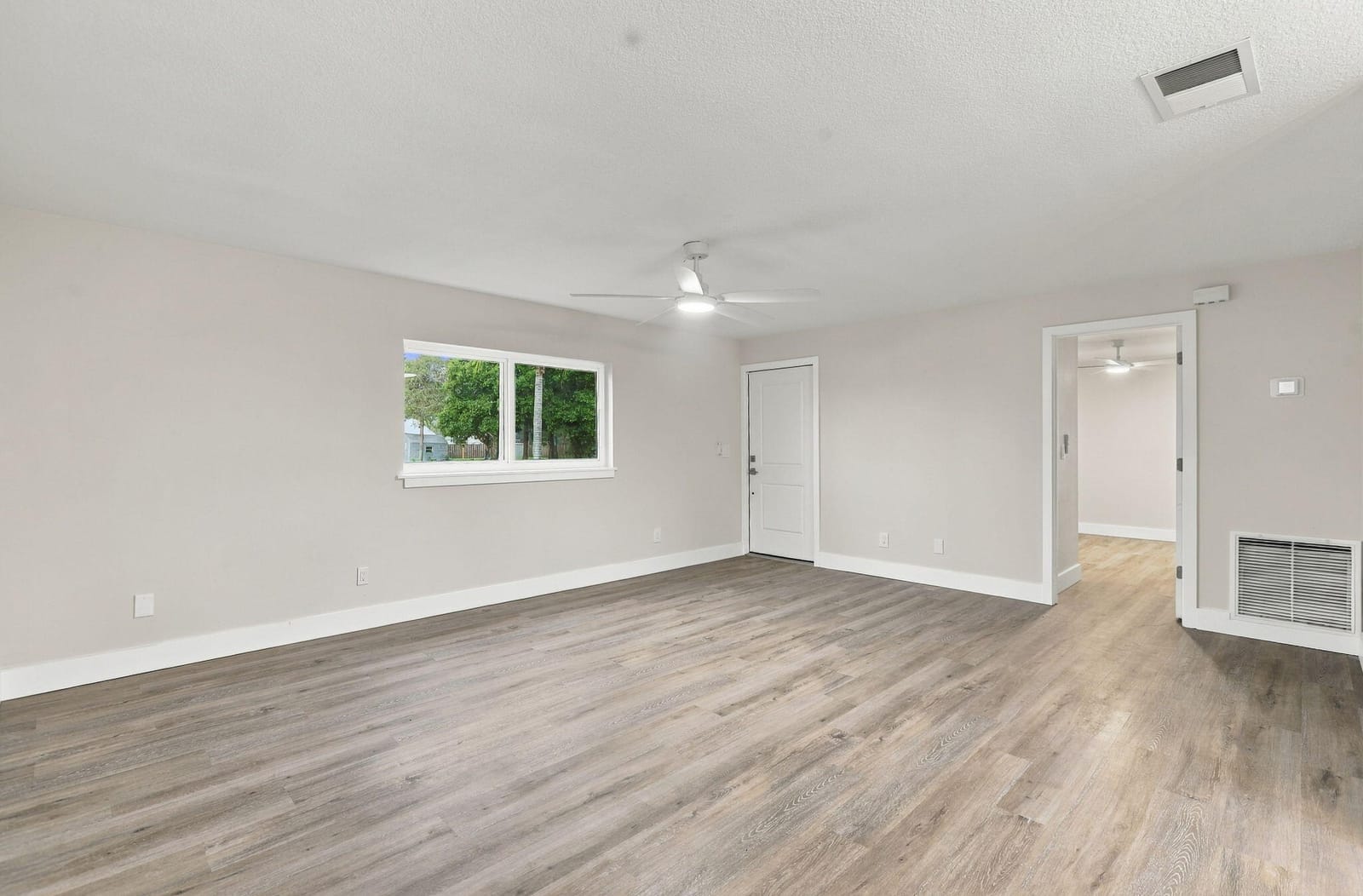 5701 MYRTLE Drive, Fort Pierce, FL 34982 photo 18