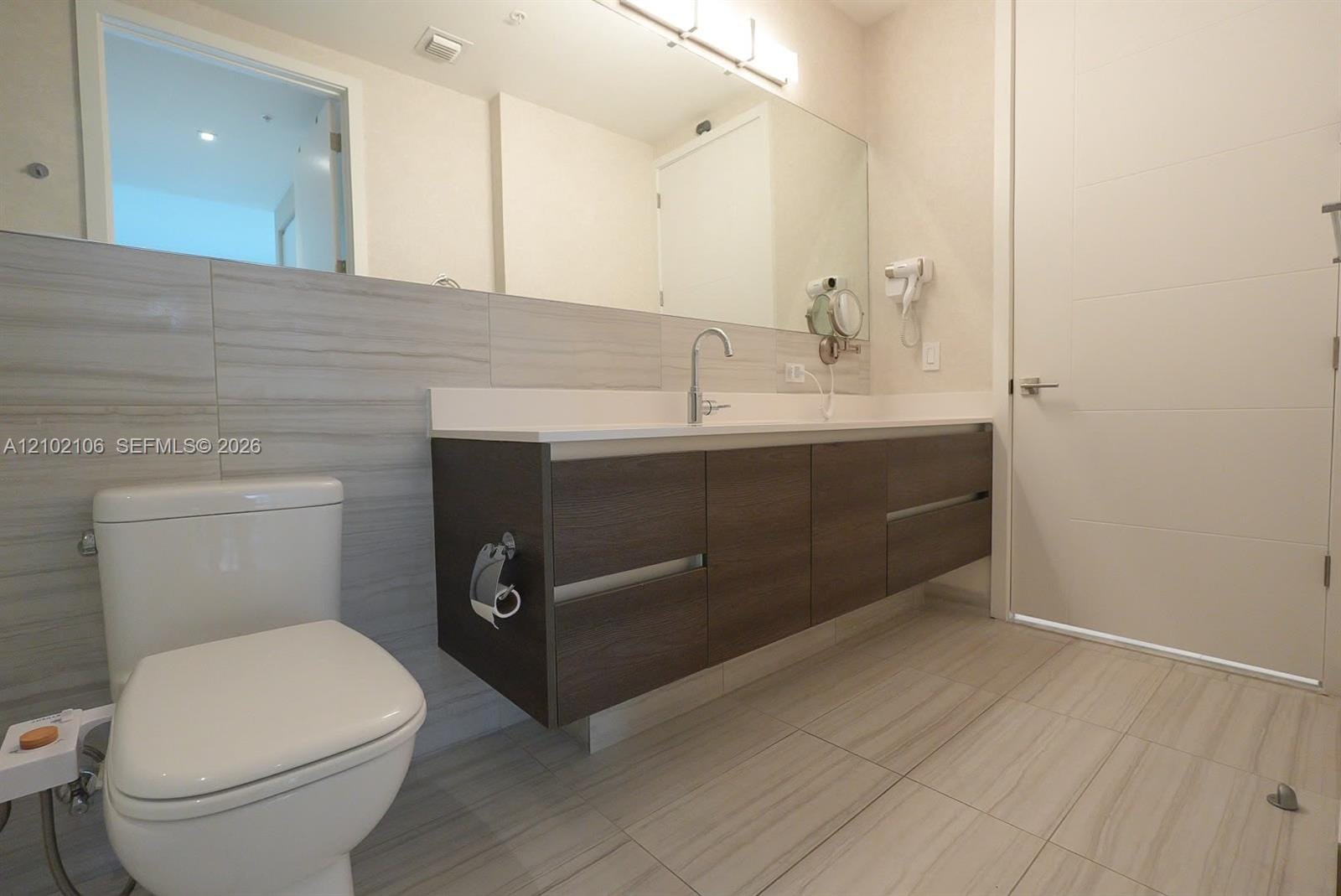 301 Altara Avenue 403, Coral Gables, FL 33146 photo 13