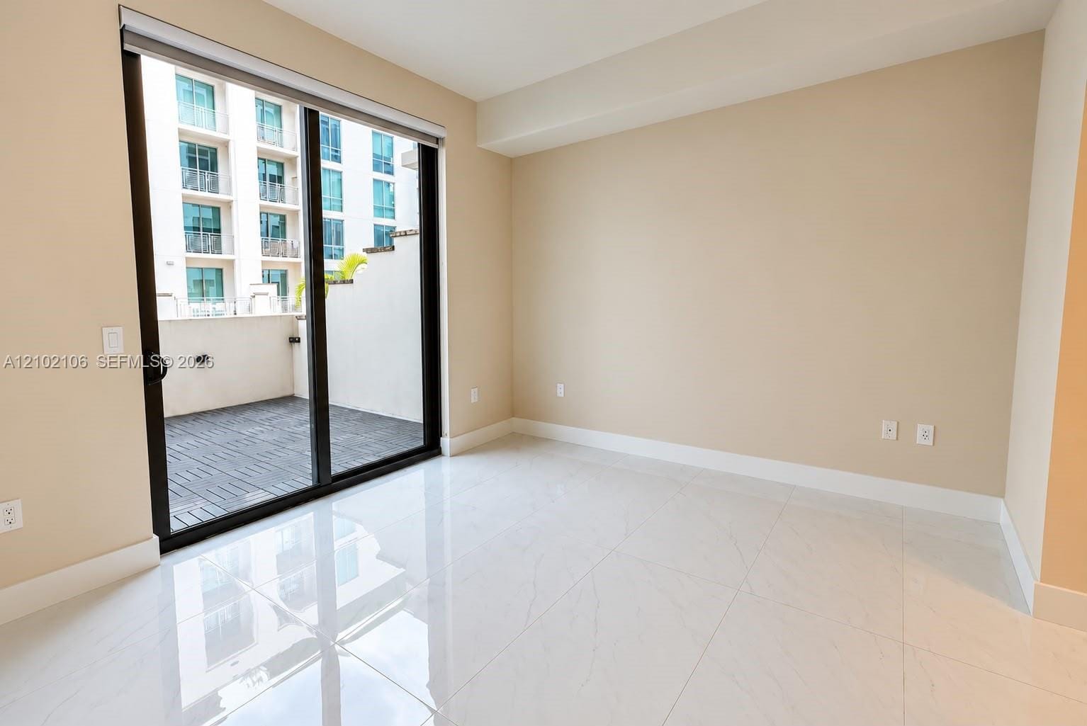 301 Altara Avenue 403, Coral Gables, FL 33146 photo 15