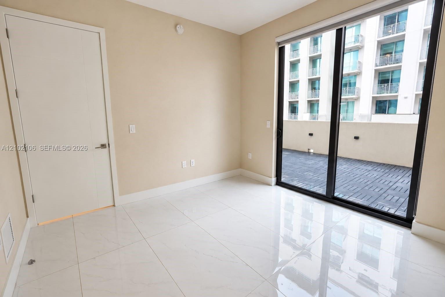 301 Altara Avenue 403, Coral Gables, FL 33146 photo 16