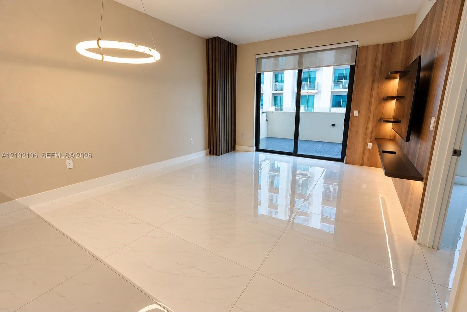 301 Altara Avenue 403 — photo 6