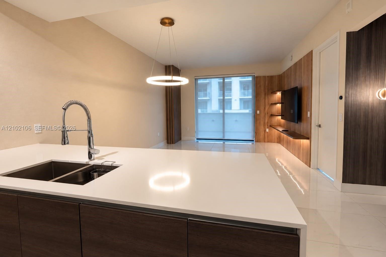 301 Altara Avenue 403 — photo 8