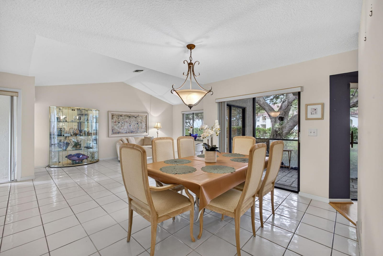 10 Lexington Lane E A — photo 12