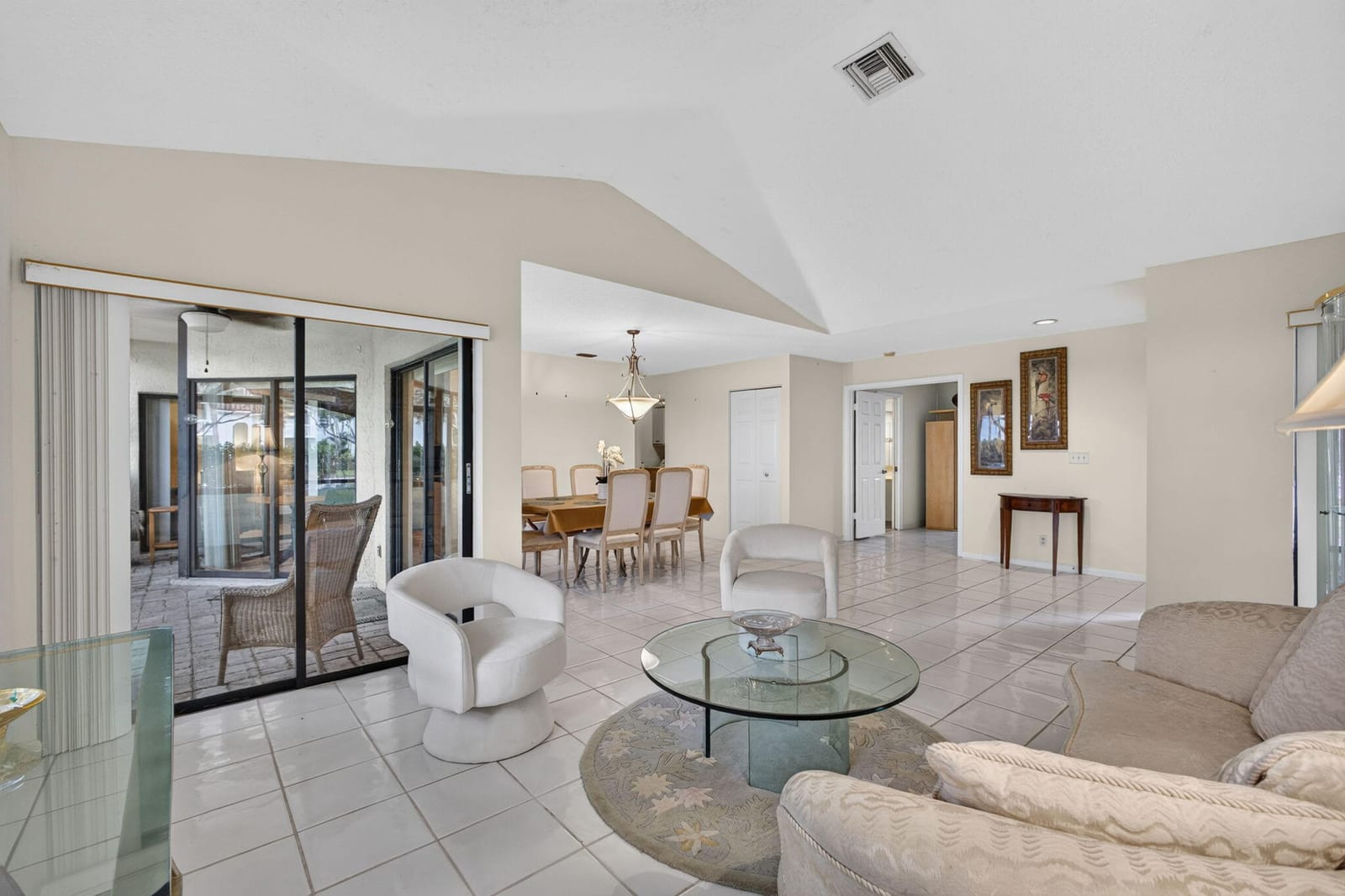 10 Lexington Lane E A — photo 8