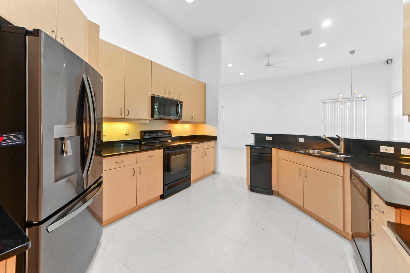 6389 Cortona Street — photo 11