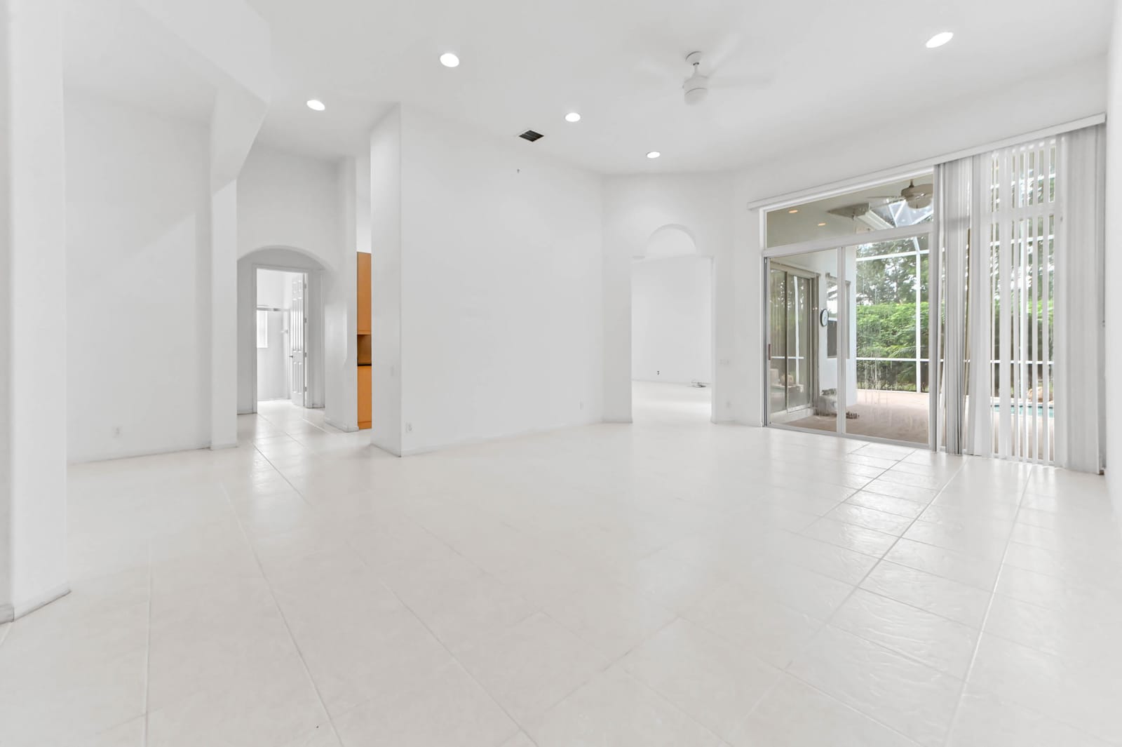 6389 Cortona Street — photo 6