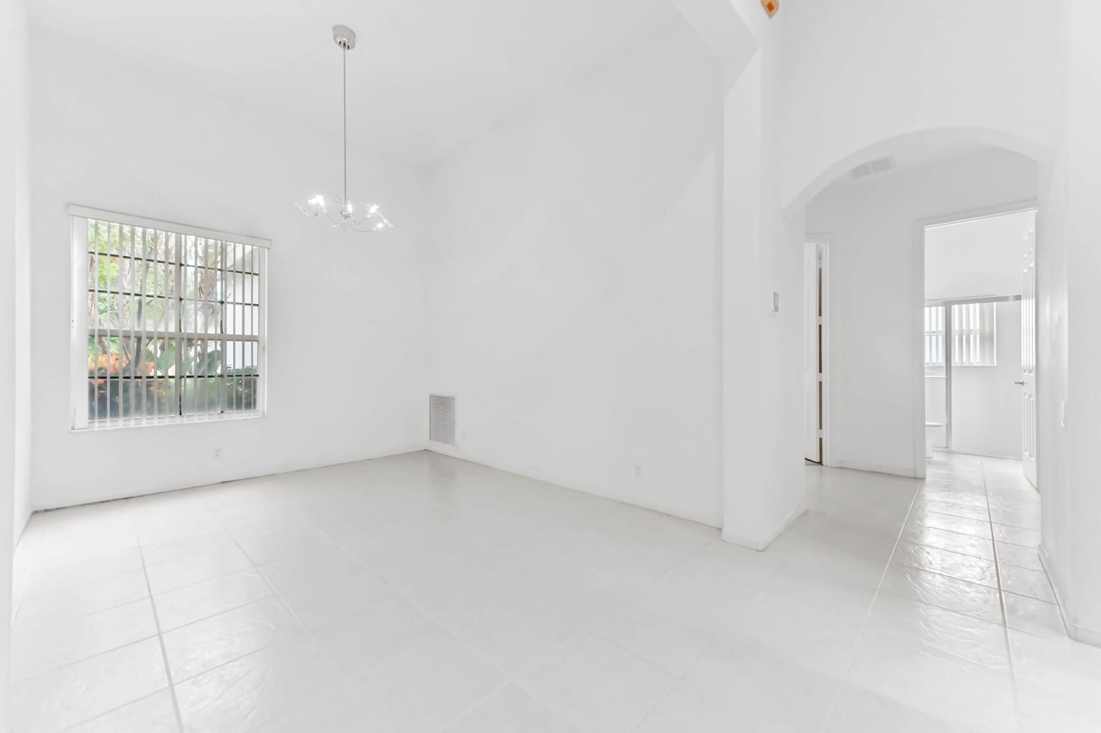 6389 Cortona Street — photo 9