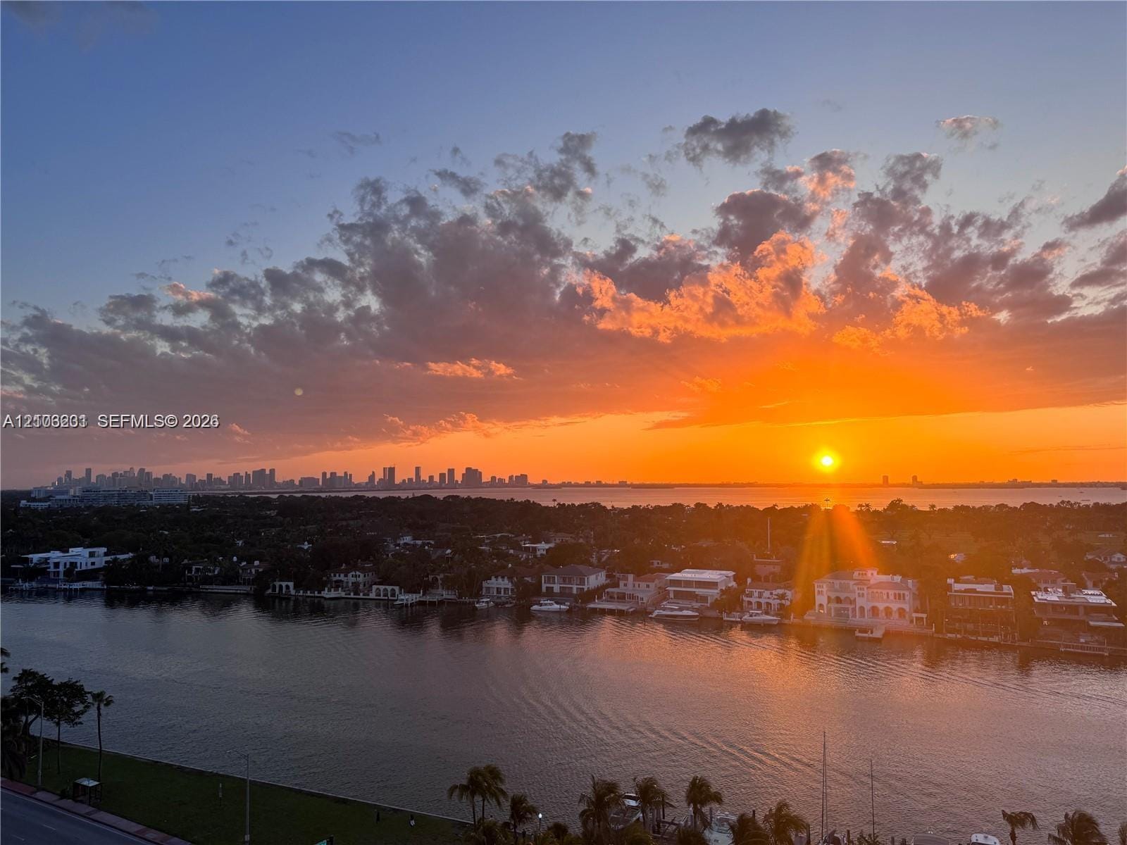 5401 Collins Avenue 1229, Miami Beach, FL 33140