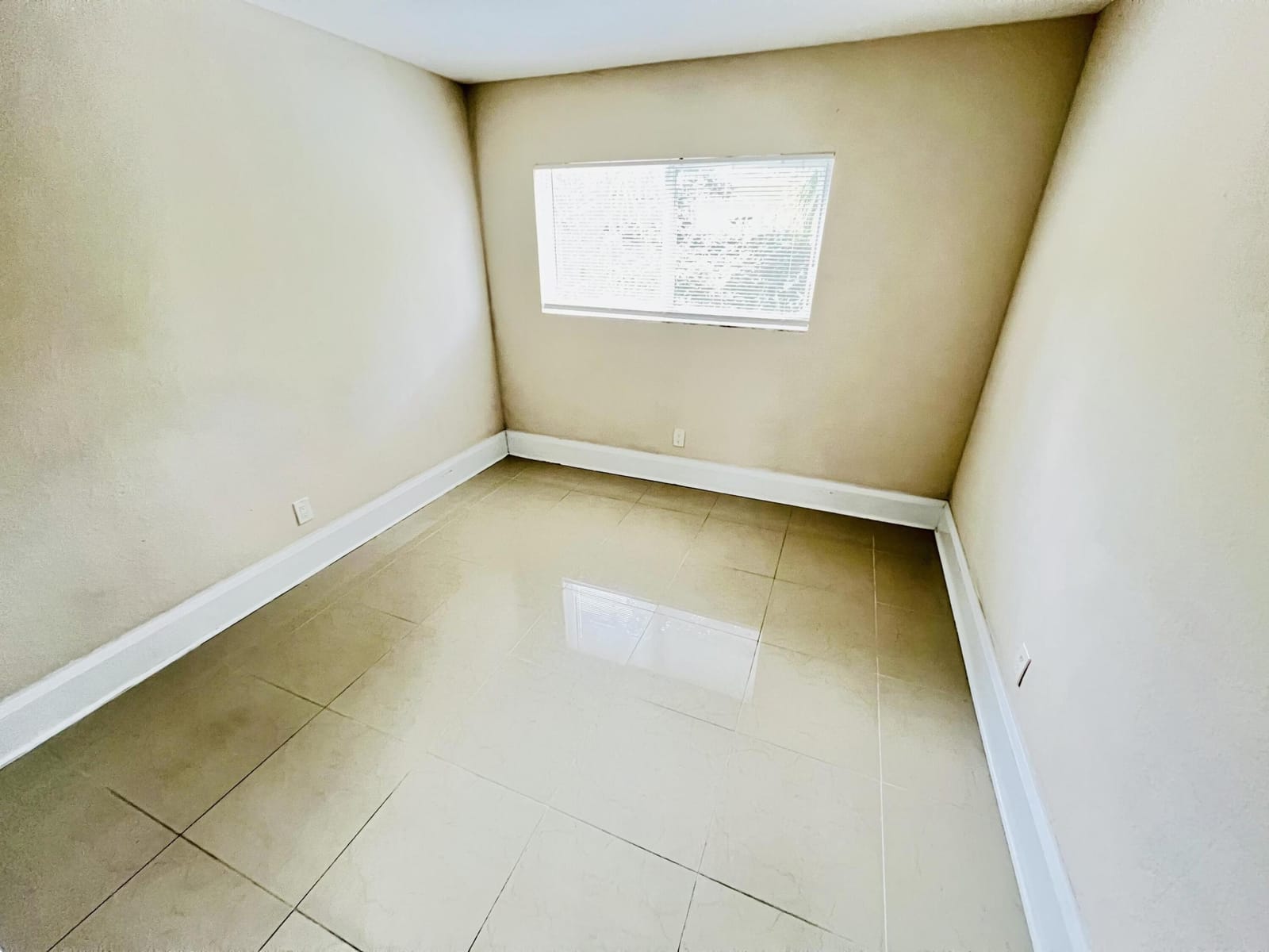 441 NW 7TH 1, Fort Lauderdale, FL 33311 photo 5