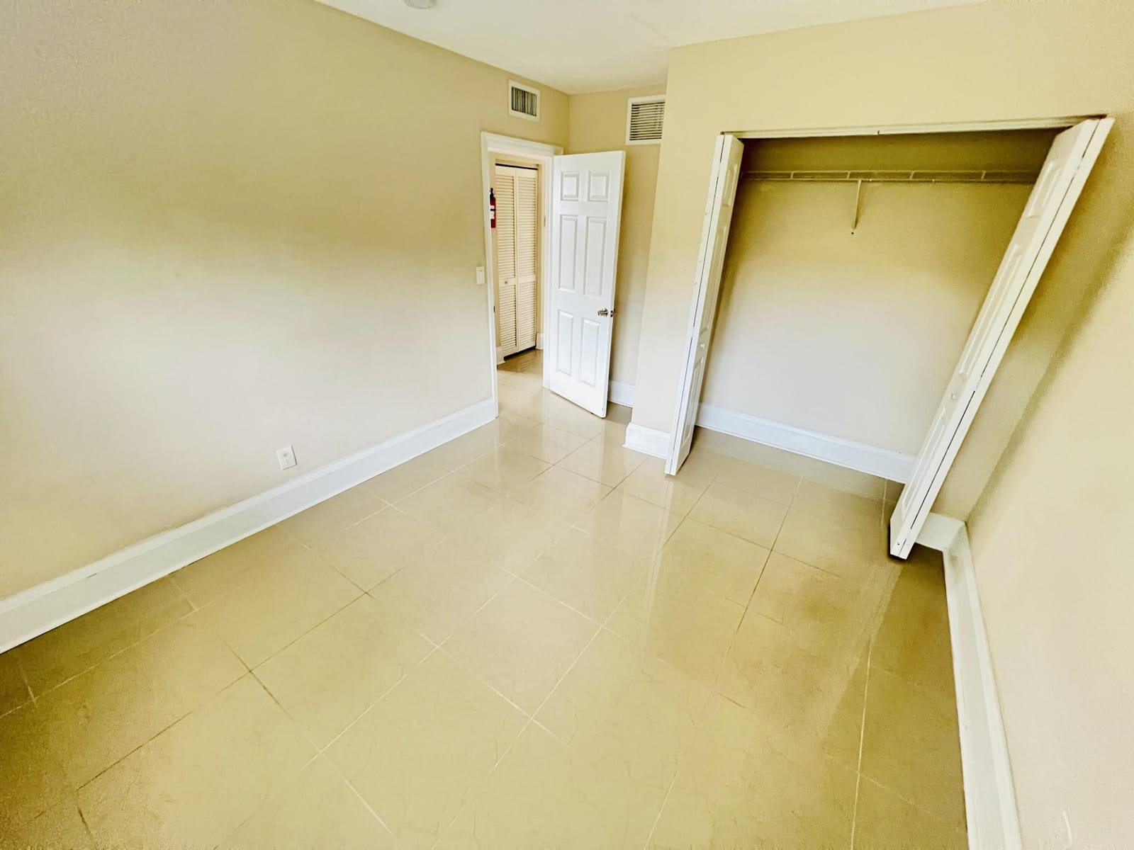 441 NW 7TH 1, Fort Lauderdale, FL 33311 photo 6