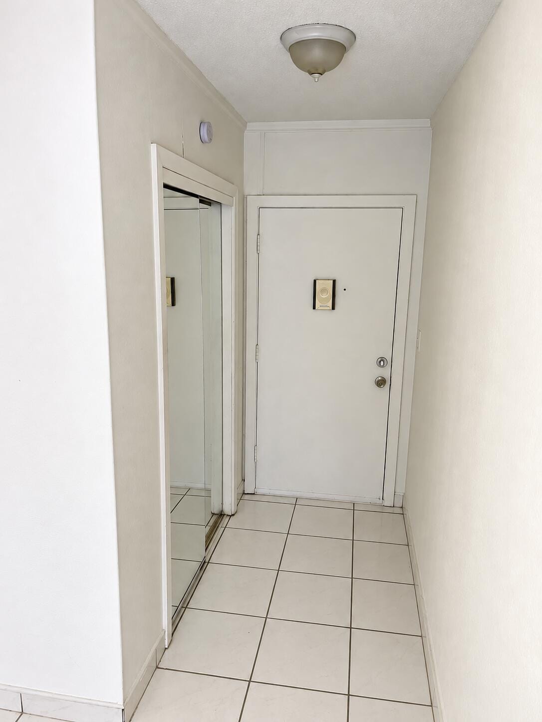 382 E ROYAL PALM Road 0050 — photo 4