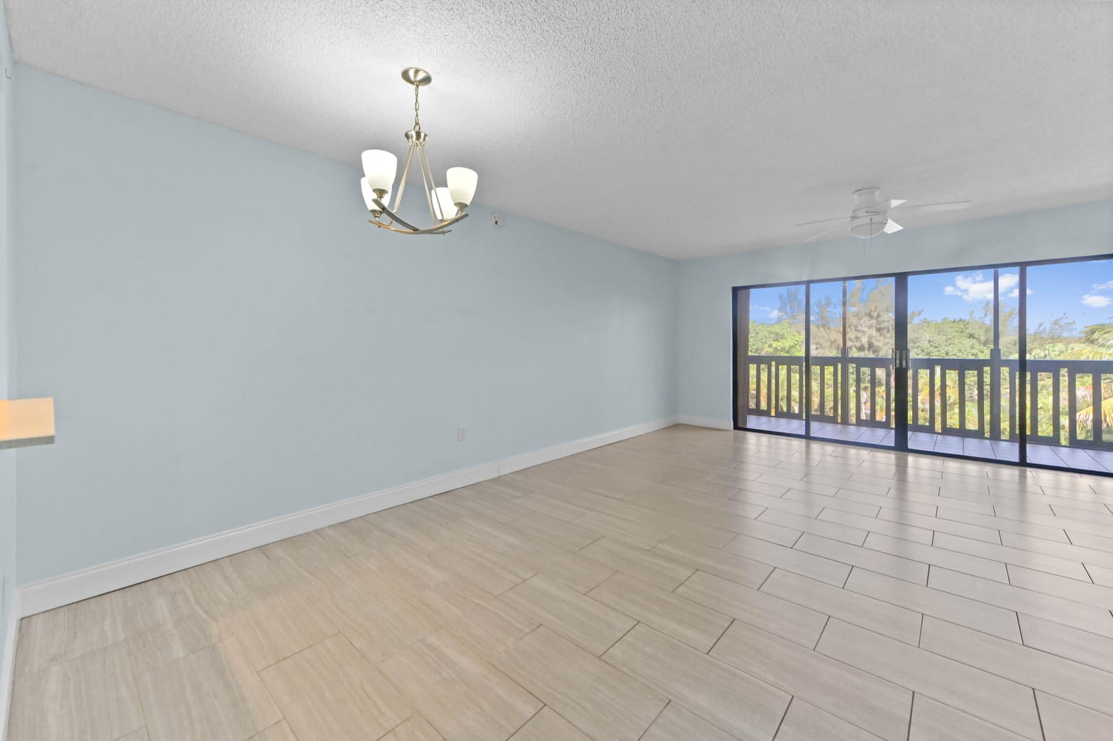 1021 Mockingbird Lane 415, Plantation, FL 33324 photo 5