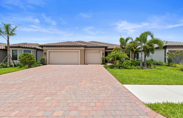 6261 PATRIOT Lane, Ave Maria, FL 34142