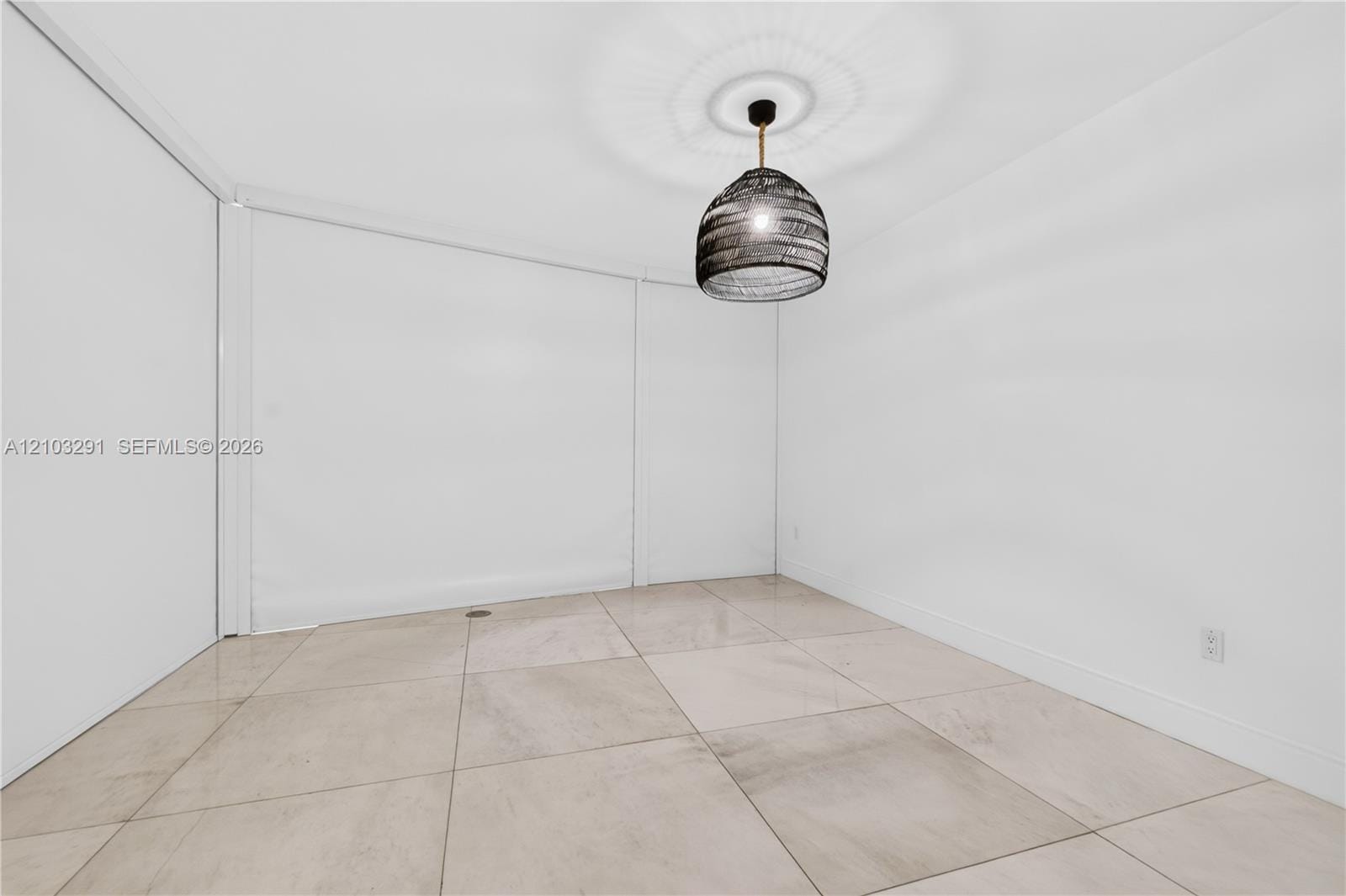488 NE 18th Street 1815 — photo 11