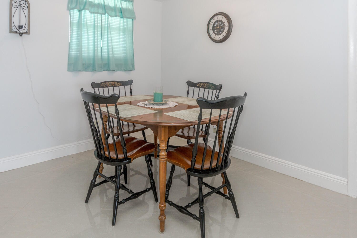 711 Lori Drive 408, Palm Springs, FL 33461 photo 3