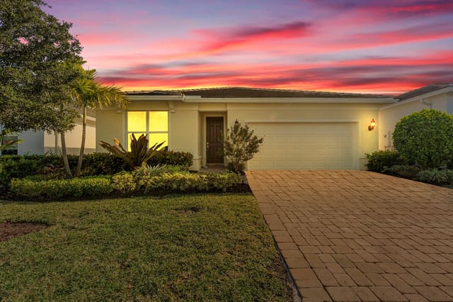 9765 SW MERIDIAN Way, Stuart, FL 34997