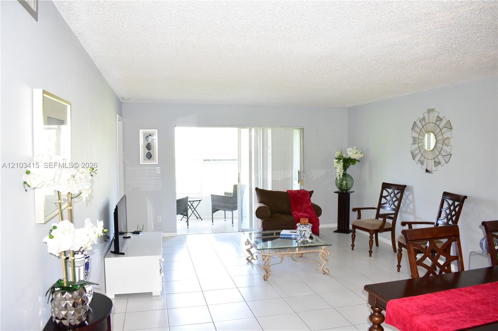 9020 Sunrise Lakes Boulevard 304 — photo 3