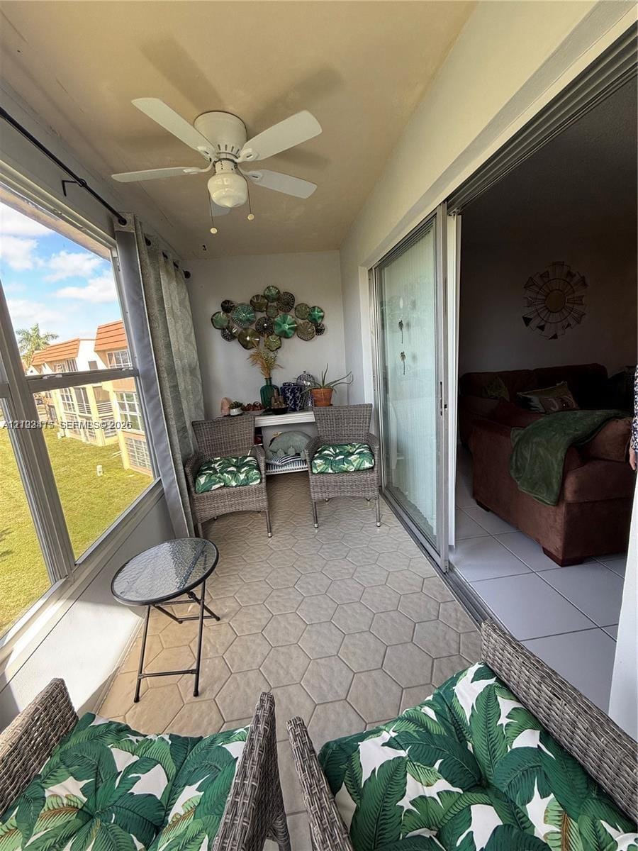 9020 Sunrise Lakes Boulevard 304, Sunrise, FL 33322 photo 21