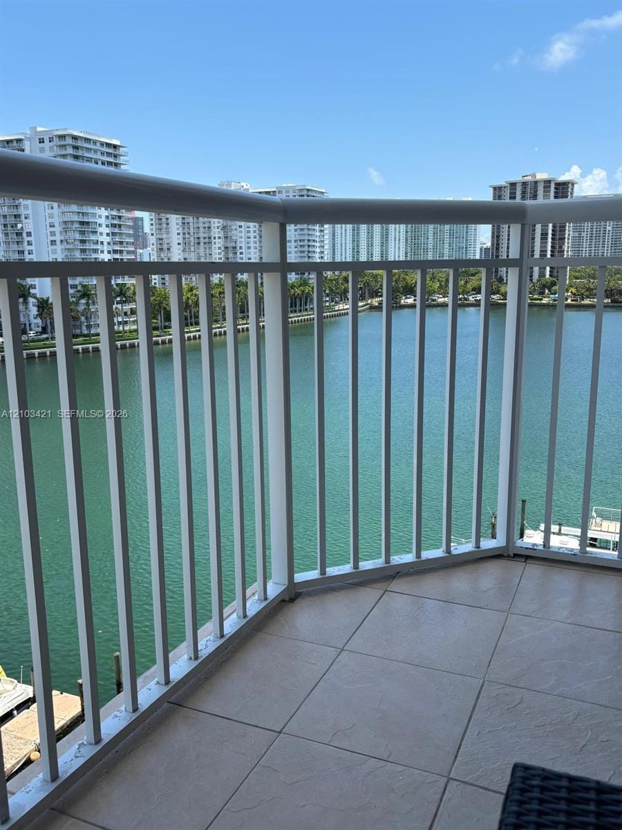 18081 Biscayne Boulevard 702, Aventura, FL 33160 photo 4