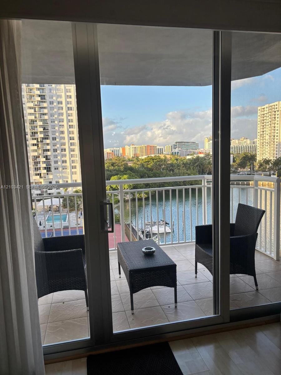 18081 Biscayne Boulevard 702, Aventura, FL 33160 photo 6