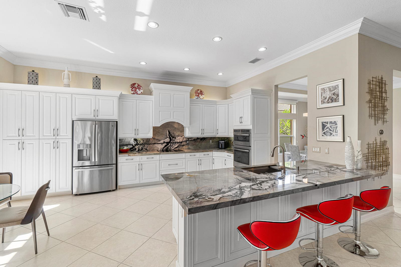 7168 Corning Circle — photo 3