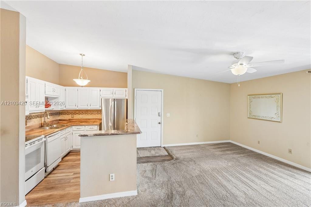 17420 Birchwood Lane 5, Fort Myers, FL 33908 photo 8