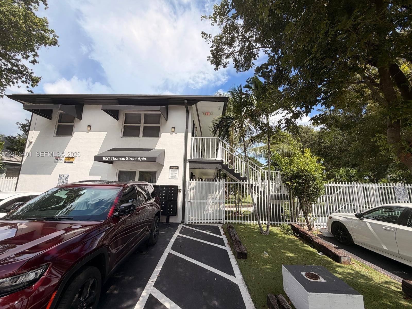 1821 Thomas Street 13, Hollywood, FL 33020 photo 9