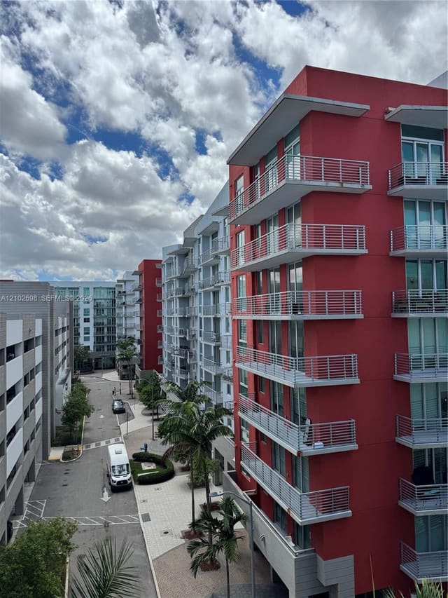 7875 NW 107th Avenue 602, Doral, FL 33178