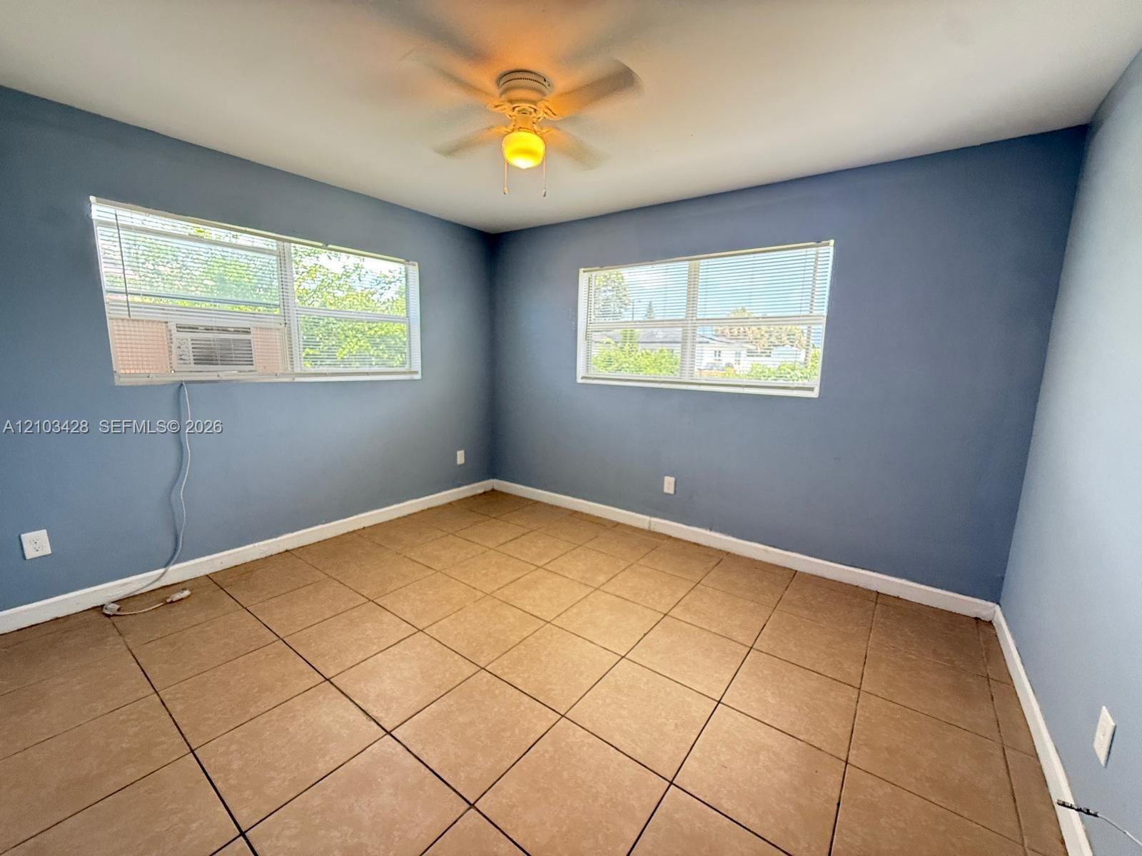 1218 W 25th Street — photo 8