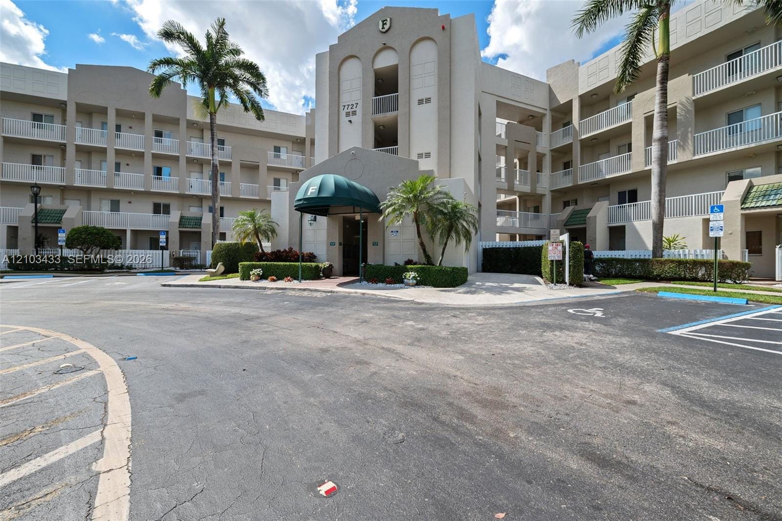 7727 Southampton Terrace 409, Tamarac, FL 33321