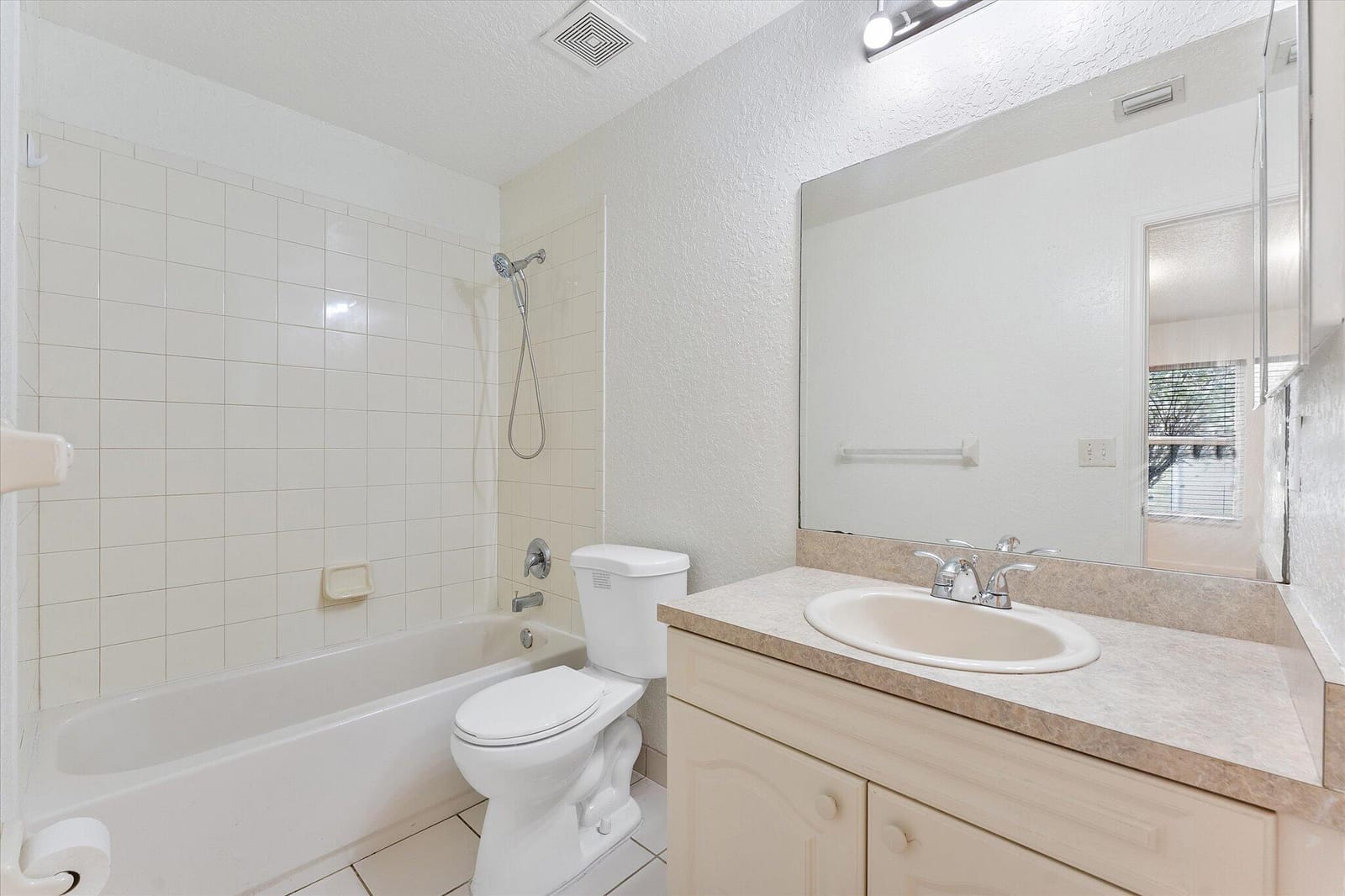 2212 NW 9th Court, Fort Lauderdale, FL 33311 photo 12