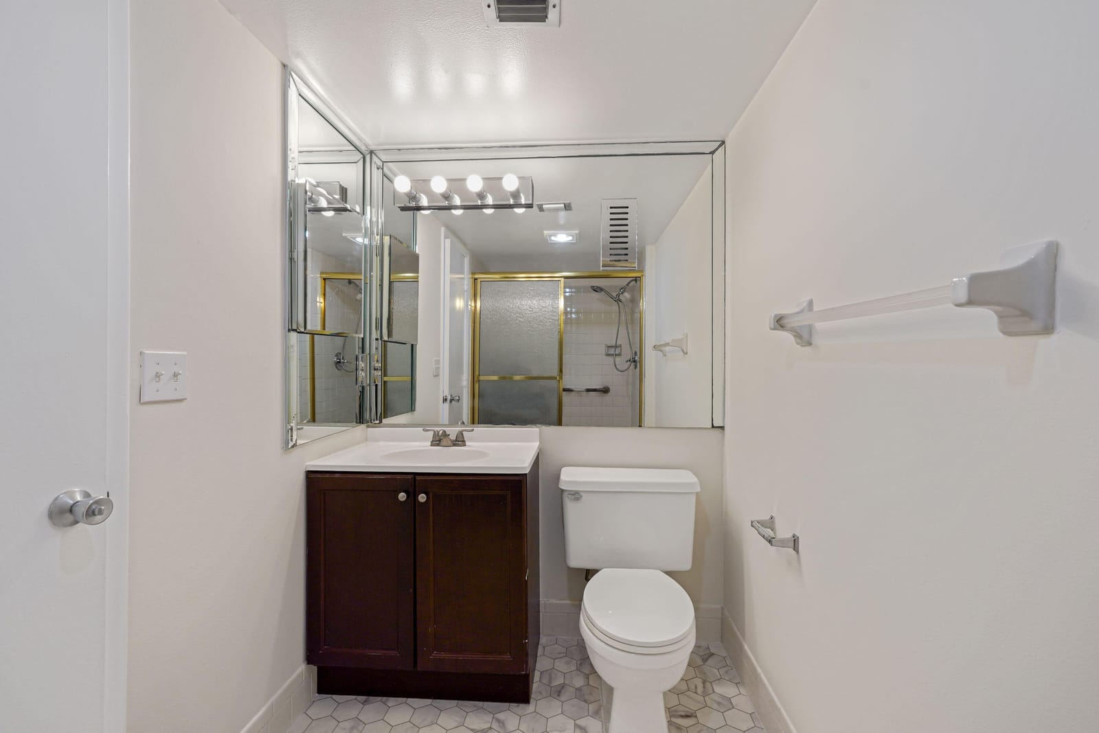 1900 SABAL PALM Drive 205, Davie, FL 33324 photo 19